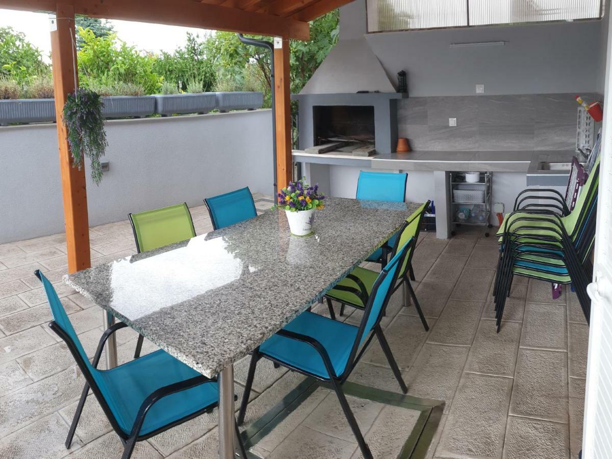 סלאטינה Villa Freya - Vacation House מראה חיצוני תמונה